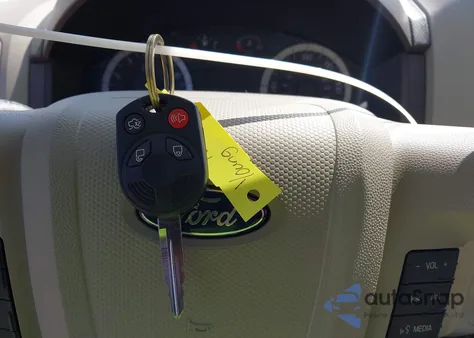 2011 Ford Escape Xlt from USA, damaged, VIN 1FMCU9DG0BKB70083